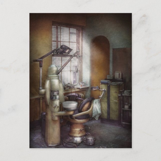 Carte Postale Dentiste - Bureau dentaire vers 1940 (Devant)