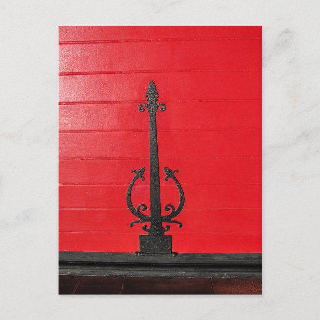 Carte Postale Derrière la porte rouge ? (Devant)