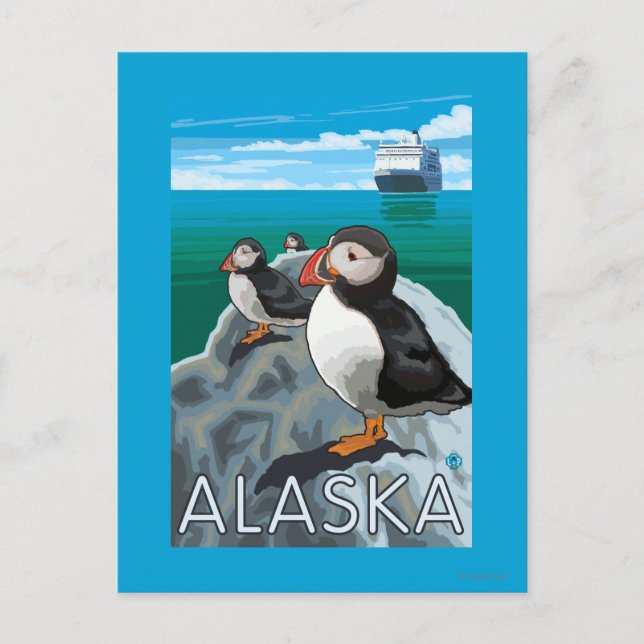 Carte Postale Des macareux regardent un bateau de croisière (Devant)
