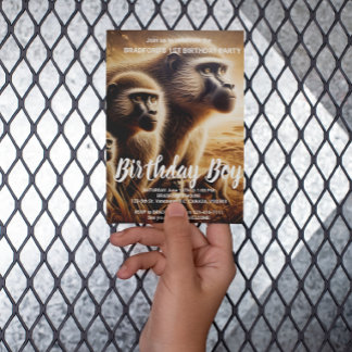 Carte Postale Des singes joueurs dansent dans une prairie