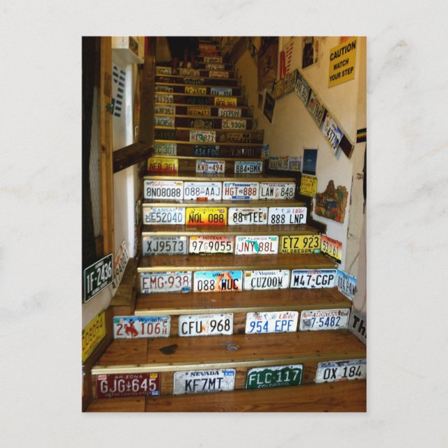 Carte postale d'escaliers en plaques d'immatricula (Devant)