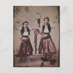 Carte Postale Deux filles tziganes avec Tamborines