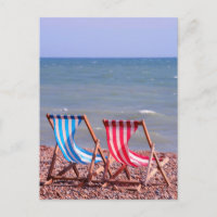 Deux transats sur la plage