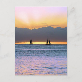 Carte Postale Deux voiliers au coucher du soleil de Waikiki
