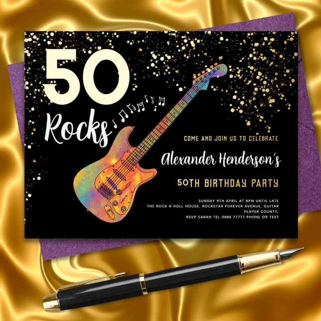 Carte Postale D'invitation À Feuilles D'aluminium 50e fête d'anniversaire 50 Rocks Parties scintilla (50 rocks black and gold foil funky guitar 50th birthday party invitation)
