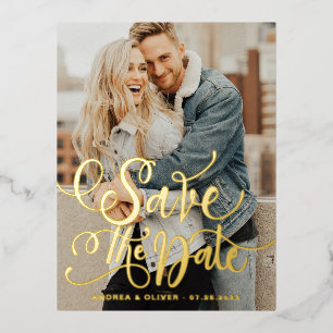 Carte Postale D'invitation À Feuilles D'aluminium Bold Modern Calligraphy Photo Enregistrer la date