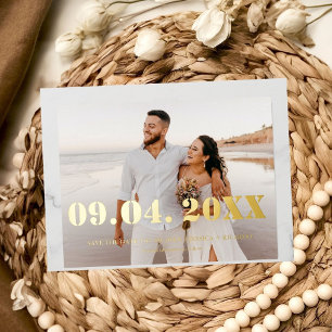 Carte Postale D'invitation À Feuilles D'aluminium Élégant & Chic Bold Lettre Mariage enregistrer la