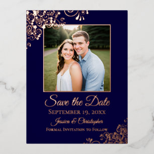 Carte Postale D'invitation À Feuilles D'aluminium Élégante Rose Gold sur Photo de Save the Date Navy