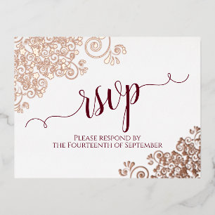 Carte Postale D'invitation À Feuilles D'aluminium Frills et Bourgogne roses sur mariage blanc RSVP