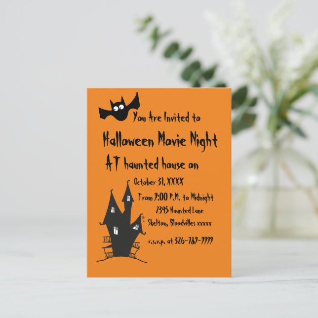Carte postale d'invitation pour une soirée cinéma  (Debout devant)