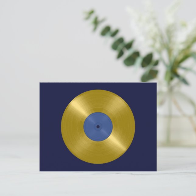Carte Postale Disque vinyle album or en or (Debout devant)
