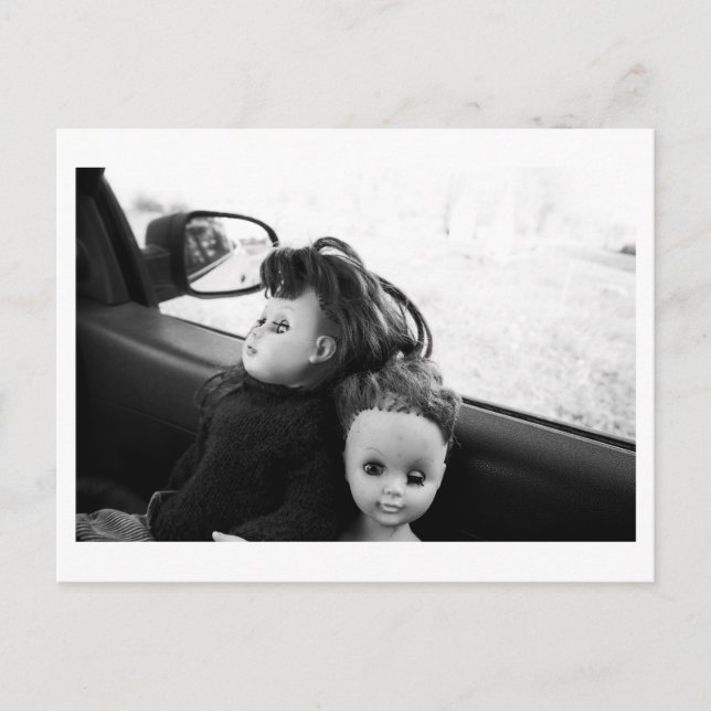 Carte Postale Doll Portrait - Dolls in a car (Devant)