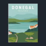 Carte Postale Donegal Irlande Retro Travel Art Vintage<br><div class="desc">Conception de voyage rétro Donegal. Donegal se trouve dans le sud du Donegal,  à l'embouchure de la rivière Eske et de la baie Donegal,  qui est surplombée par les montagnes Blue Stack.</div>