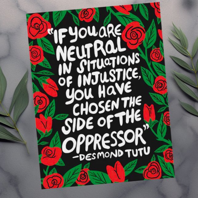 Carte Postale Drapeau Palestine de Desmond Tutu (Desmond Tutu quote about injustice, handlettered. )