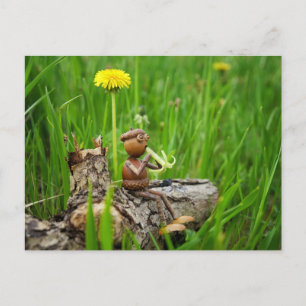 Carte postale d'un elfe gland jouant d'une trompet