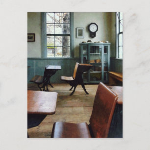 Carte Postale École À Une Salle Avec Horloge