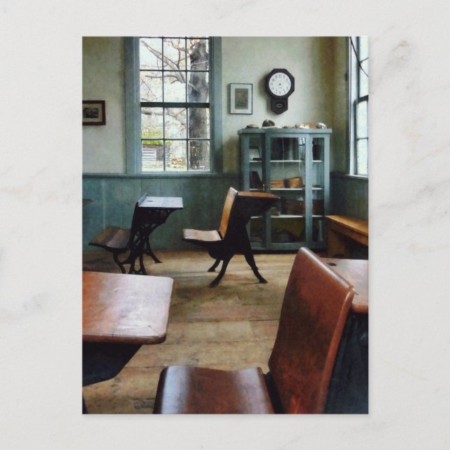 Carte Postale École À Une Salle Avec Horloge (Devant)