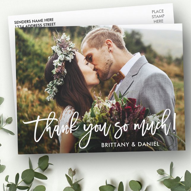 Carte Postale Écriture de brosse moderne Mariage Merci beaucoup  (Customize to change your personalized text size or text style.)