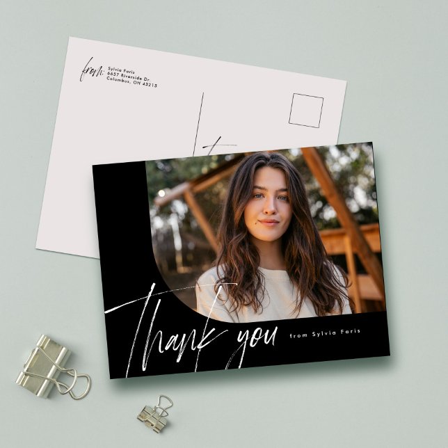Carte Postale Écriture moderne une photo graduation noire merci (Créateur téléchargé)