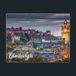 Carte Postale Edimbourg pittoresque, Ecosse, Royaume-Uni<br><div class="desc">Cette carte postale de voyage unique présente une photo de la ville européenne historique d'Édimbourg,  en Écosse. Cette carte postale serait idéale pour le meilleur des amis et de la famille.</div>