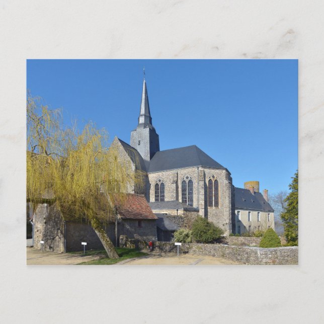 Carte Postale Église de Sainte-Suzanne en France (Devant)