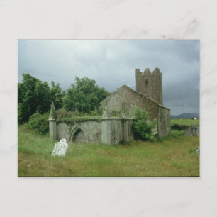 Carte Postale Église médiévale et cimetière