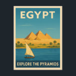 Carte Postale Égypte Vintage voyage rétrograde Pyramide Nil<br><div class="desc">Revenez dans le temps avec cette carte postale rétro d'inspiration voyage qui présente les majestueuses pyramides égyptiennes. Insufflée de vibrations nostalgiques et de charme vintage,  cette pièce est parfaite pour les amateurs d'histoire,  les globe-trotters et les amateurs d'aventure classique.</div>