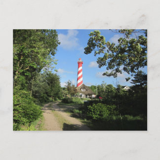 Carte Postale Ein Leuchtturm vor dem Haus