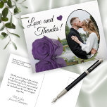 Carte Postale Élégant Améthyste Purple Rose Mariage Amour & Merc<br><div class="desc">Cette belle carte postale est une façon simple mais soignée de remercier vos invités mariages. Il présente un joli design avec votre photo mariage dans un cadre ovale, et un seul rose améthyste à long tige couleur pourpre réfléchissant dans un bassin d'eau. La légende dit "Amour et Merci" et il...</div>