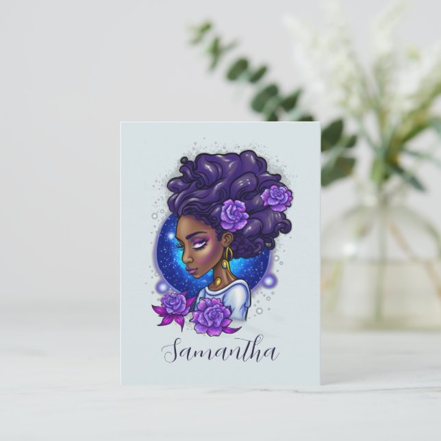 Carte Postale Élégante femme Afro Rose violette (Debout devant)