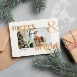 Carte Postale Elégante Typographie Or Photo Joyeux Noël<br><div class="desc">Noël Joyeux Et Lumineux</div>
