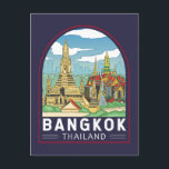 Carte Postale Emblème Bangkok Thaïlande Travel Retro<br><div class="desc">Bangkok design de voyage rétro dans un style emblème. Bangkok,  la capitale de la Thaïlande,  est une grande ville connue pour ses sanctuaires ornés et sa vie de rue animée.</div>
