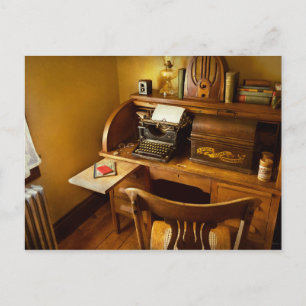 Carte Postale Emploi - Typist - Une personne avec de nombreux in