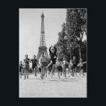 Carte Postale Enfants Champs de Mars Paris 1944 Robert Doisneau<br><div class="desc">Enfants du Champs de Mars - Paris - 1944 - Robert Doisneau</div>