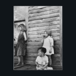 Carte Postale Enfants dans la pauvreté : Années 1930<br><div class="desc">Vieille photo d'enfants dans la pauvreté à Gibbs City,  Michigan,  1937. Photo de l'ère de la dépression prise par le photographe Russell Lee.</div>