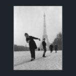 Carte Postale Enfants et neige - Paris - 1945 - Robert Doisneau<br><div class="desc">Enfants et neige - Paris - 1945 - Robert Doisneau</div>