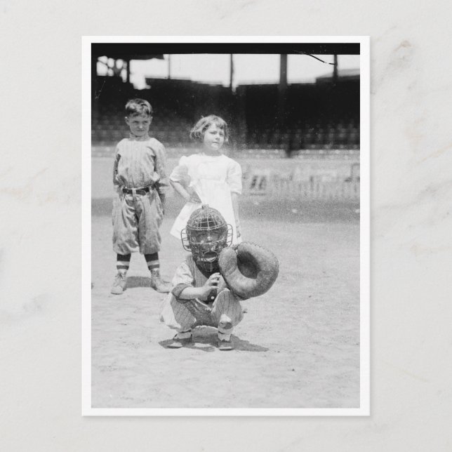 Carte Postale Enfants Jouant Au Baseball (Devant)