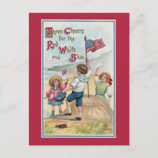 Carte Postale Enfants patriotiques à la plage avec drapeaux