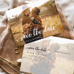 Carte Postale Enregistrer la date Blanc manuscrite Coeurs photo<br><div class="desc">Mariage écrit à la main Enregistrer les cartes de dates qui ont une photo sur le devant et le dos. Les cartes Save the Date Fall, Automne, Hiver, Printemps ou Été contiennent une typographie manuscrite moderne avec des caractères cursifs, qui sont élégants, simples et modernes à utiliser après que vous...</div>
