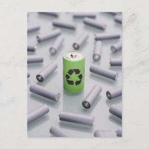 Carte Postale Entouré de petites piles grises.