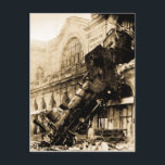 Carte Postale Épave ferroviaire à Montparnasse 1895 Vintage<br><div class="desc">L'Express de Granville-Paris a fait naufrage le 22 octobre 1895. Le nom original de la gare de l'Ouest est visible à l'extérieur du bâtiment. La Gare Montparnasse est devenue célèbre pour le déraillement de l'Express Granville-Paris, le 22 octobre 1895, qui surpassa l'arrêt tampon. Le moteur s'est écrasé sur près de...</div>