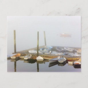 Carte Postale Esquifs et brouillard matinal à Southwest Harbor,