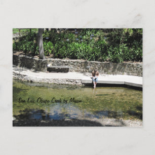 Carte Postale Étudiant avec pieds dans le ruisseau près de Missi