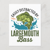 Facile à distraire par grosse bouche basse grande