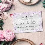 Carte Postale Faire-part Anniversaire papillon violet argent enregistrer la<br><div class="desc">Une petite fille et tendance Enregistrer la carte Date pour une fête d'anniversaire de 40e (ou tout âge). Un arrière - plan d'aspect faux argent moderne décoré de faux parties scintillant violets de couleur lavande brille. Personnalisez et ajoutez une date et un nom/âge 40. Le texte : Save the Date...</div>