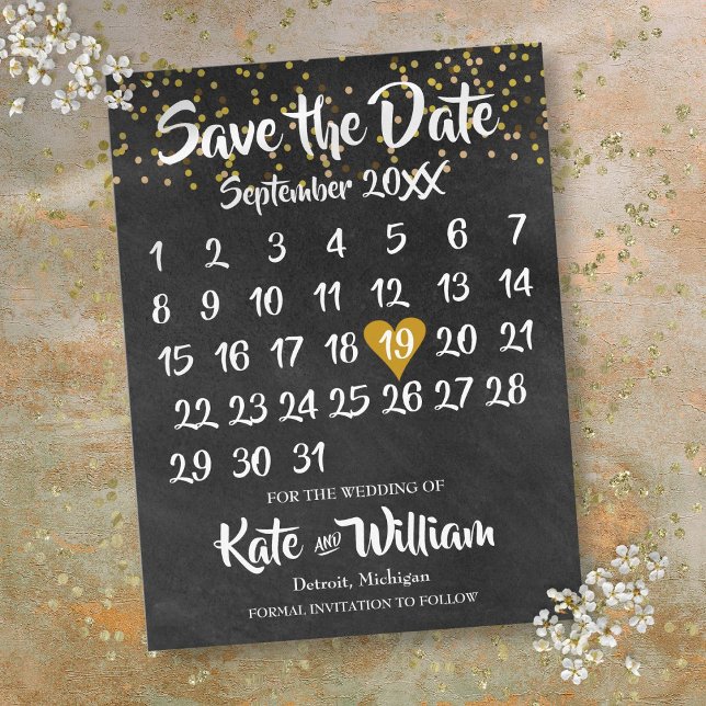 Carte Postale Faire-part Calendrier de cœur d'amour en or sur tableau noir  (Chalkboard Gold Love Heart Calendar Save the Date Announcement Postcard)
