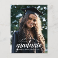 Cap et toge de graduation de photo moderne