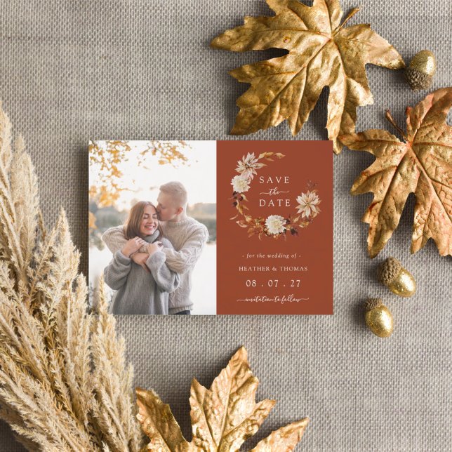 Carte Postale Faire-part Couronne de terre cuite d'automne Mariage Photo En (Terracotta Fall Wreath Wedding Photo Save The Date Announcement Postcard by Painted Paperie
)