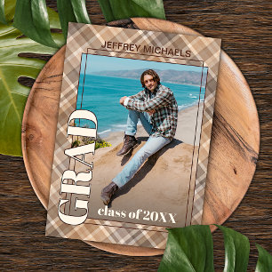 Carte Postale Faire-part de graduation Brown en tatan beige