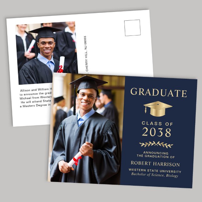 Carte Postale Faire-part Diplôme universitaire élégant bleu or (An elegant college graduation announcement to celebrate the graduate's achievements)